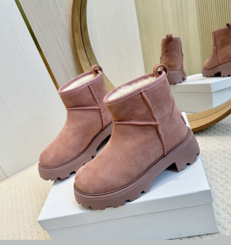 ch**an D*or boots